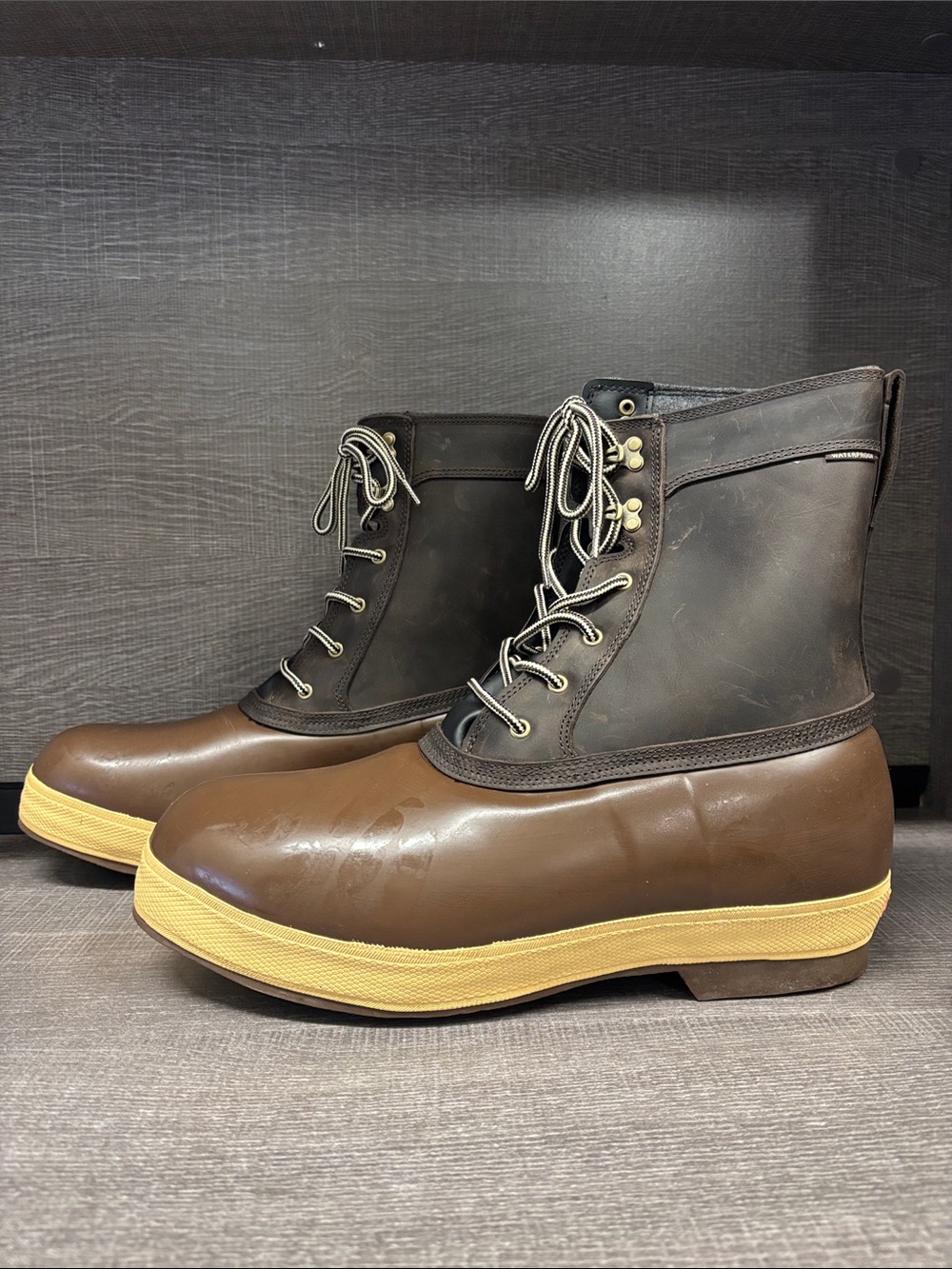 Men's Xtratuf 8" Legacy Lace Boots (Brown) - Size 14